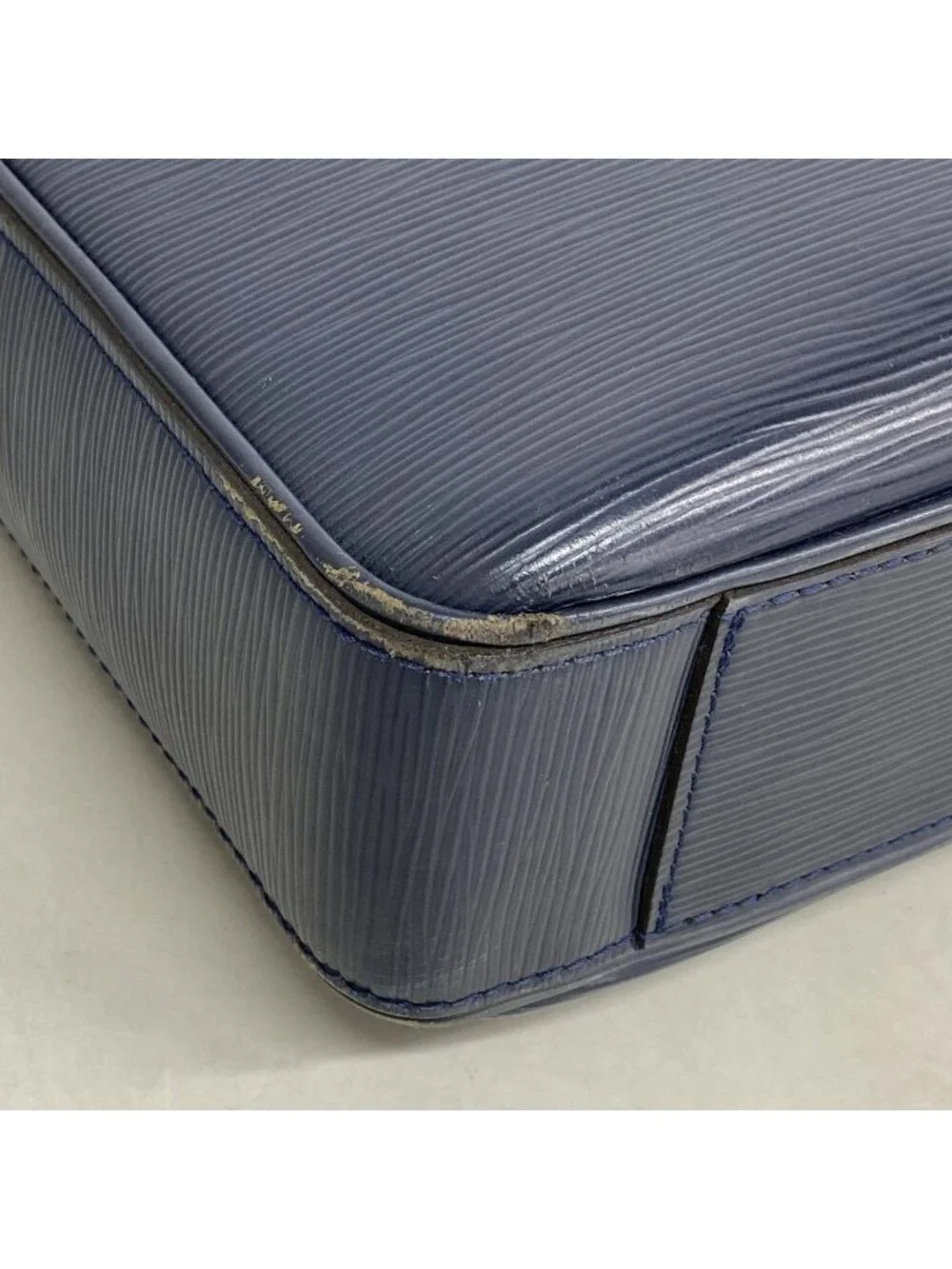 Louis Vuitton Business Epi Dandy Briefcase MM Blue Marine